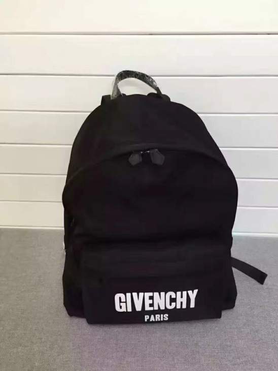 Picture of Givenchy Handbags _SKUfw240170052fw